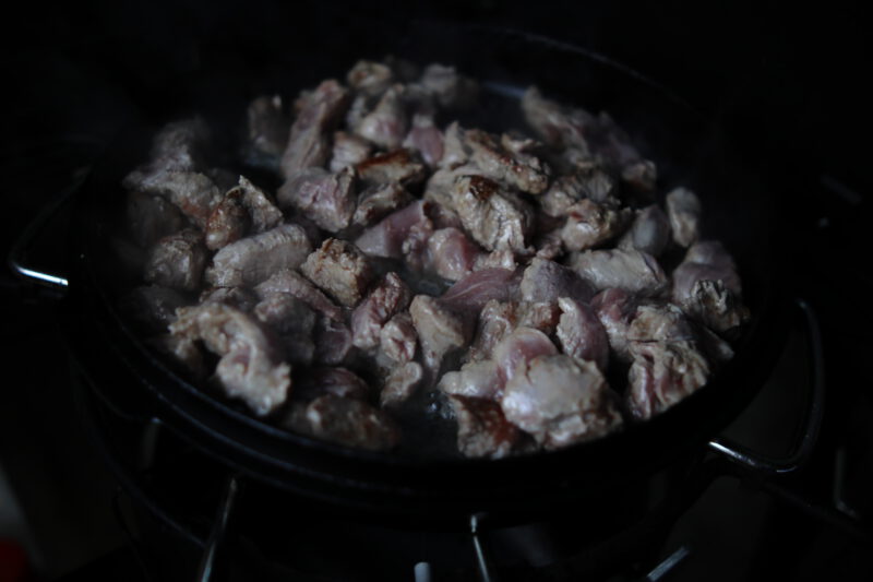 Kalbsgulasch - Holzplatz-BBQ